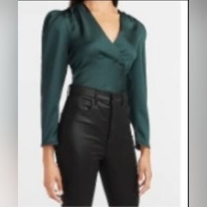 Last Chance SATIN PUFF SLEEVE V-NECK TOP